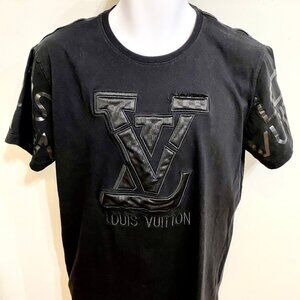LOUIS VUITTON BLACK 3D SHORT SLEEVE T-SHIRT STYLISH UNIQUE MEDIUM NEW NO TAGS